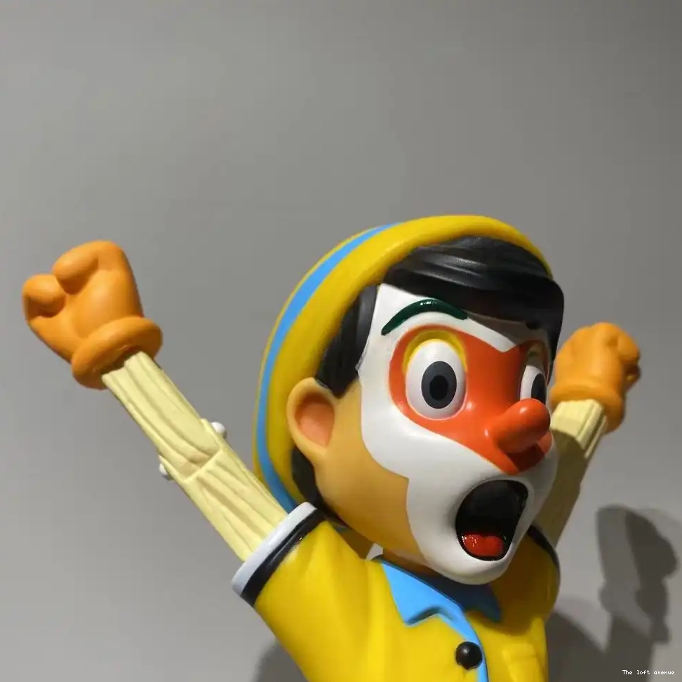 FIGURES AWAKENING) WOOD (A PINOCCHIO CLASSIC 0518